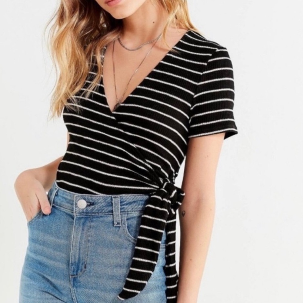 UO wrap crop top NWOT
